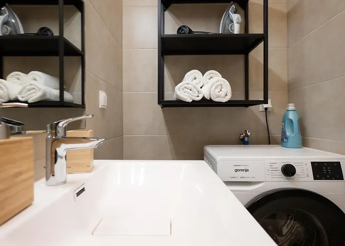 Apartmán Contemporary 1-bed With Balcony In The Heart Of Vídeň