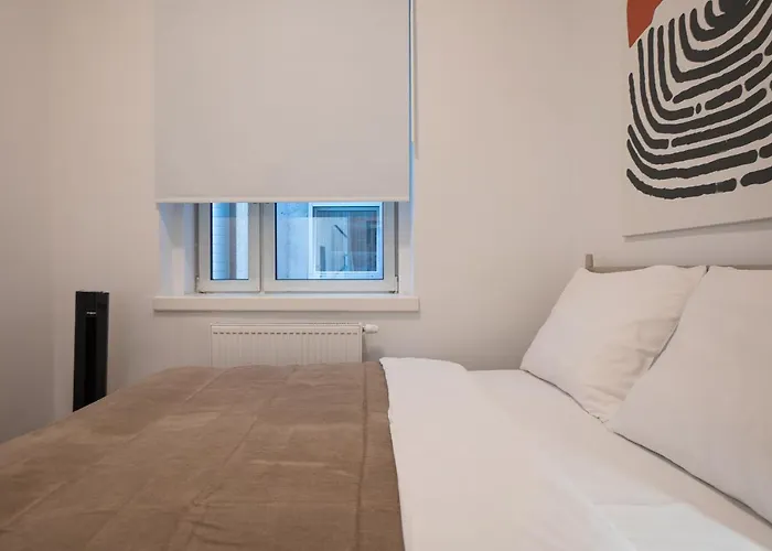 Apartmán Contemporary 1-bed With Balcony In The Heart Of
