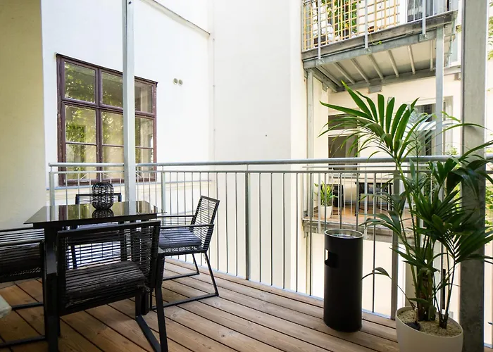 Contemporary 1-bed With Balcony In The Heart Of * Vídeň